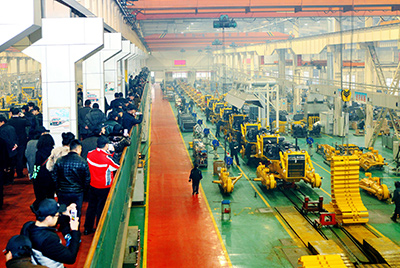 “国之重器 山推行”—— 2014山推系列产品全面升级活动正式启动